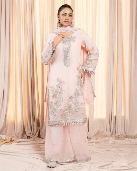Noor-e-Aasmaan by Riwaj Fashions