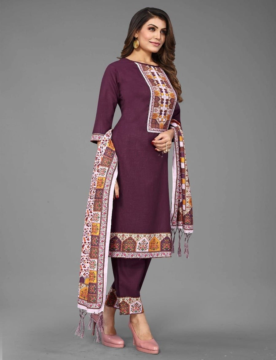 Chic Comfort Printed Lace Work Cotton Kurti Set