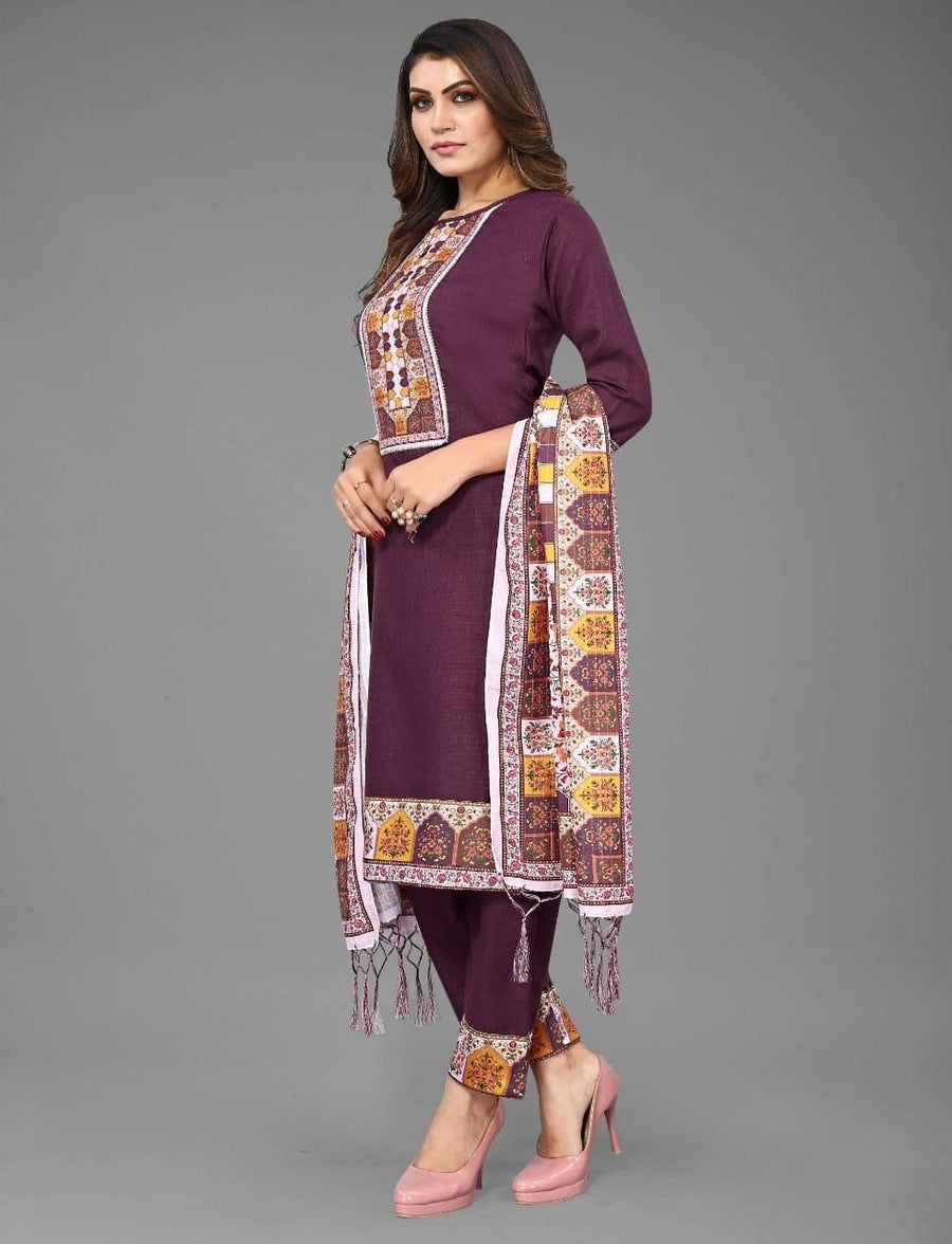 Chic Comfort Printed Lace Work Cotton Kurti Set