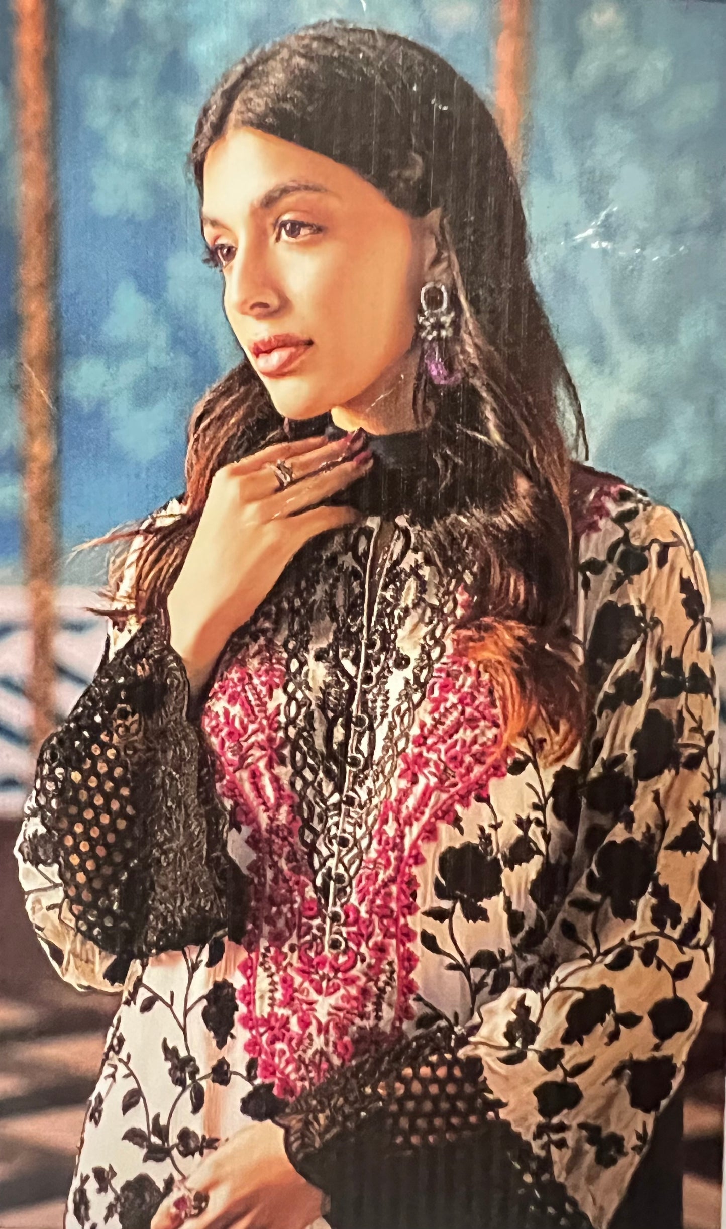 Noir Elegance – Zainab Chotani Inspired Kurti Set