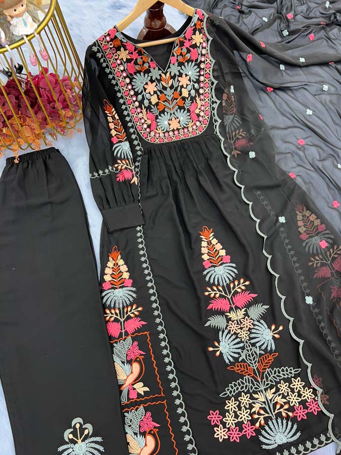 Royal Elegance – Designer Embroidered Palazzo Set