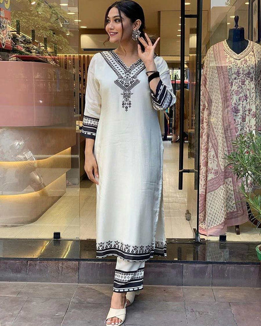 Zarqa White – Premium Designer Muslin Digital Print Set