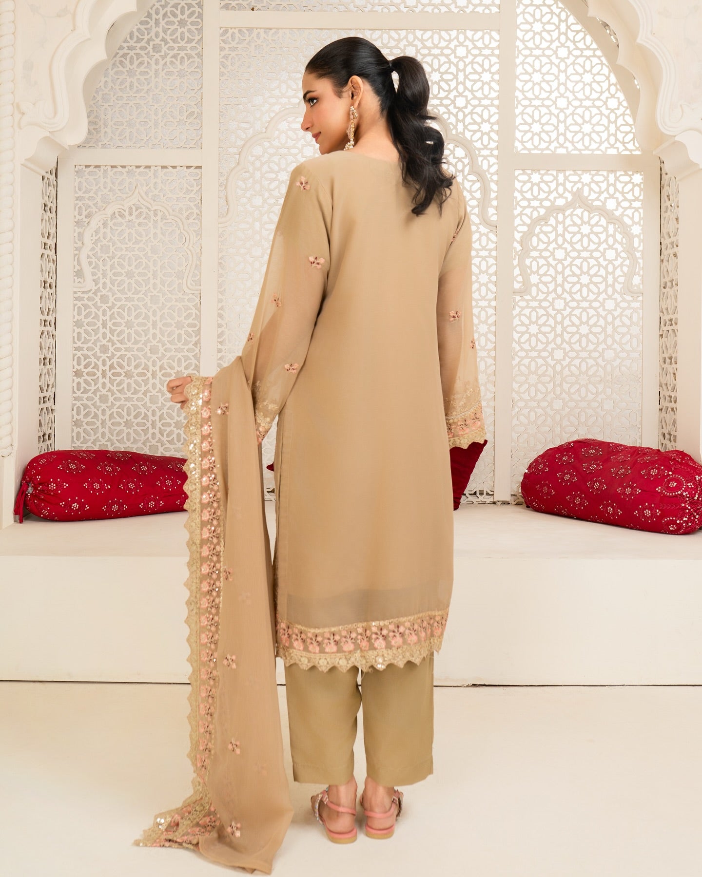 Zariya Noor by Riwaj Fashions