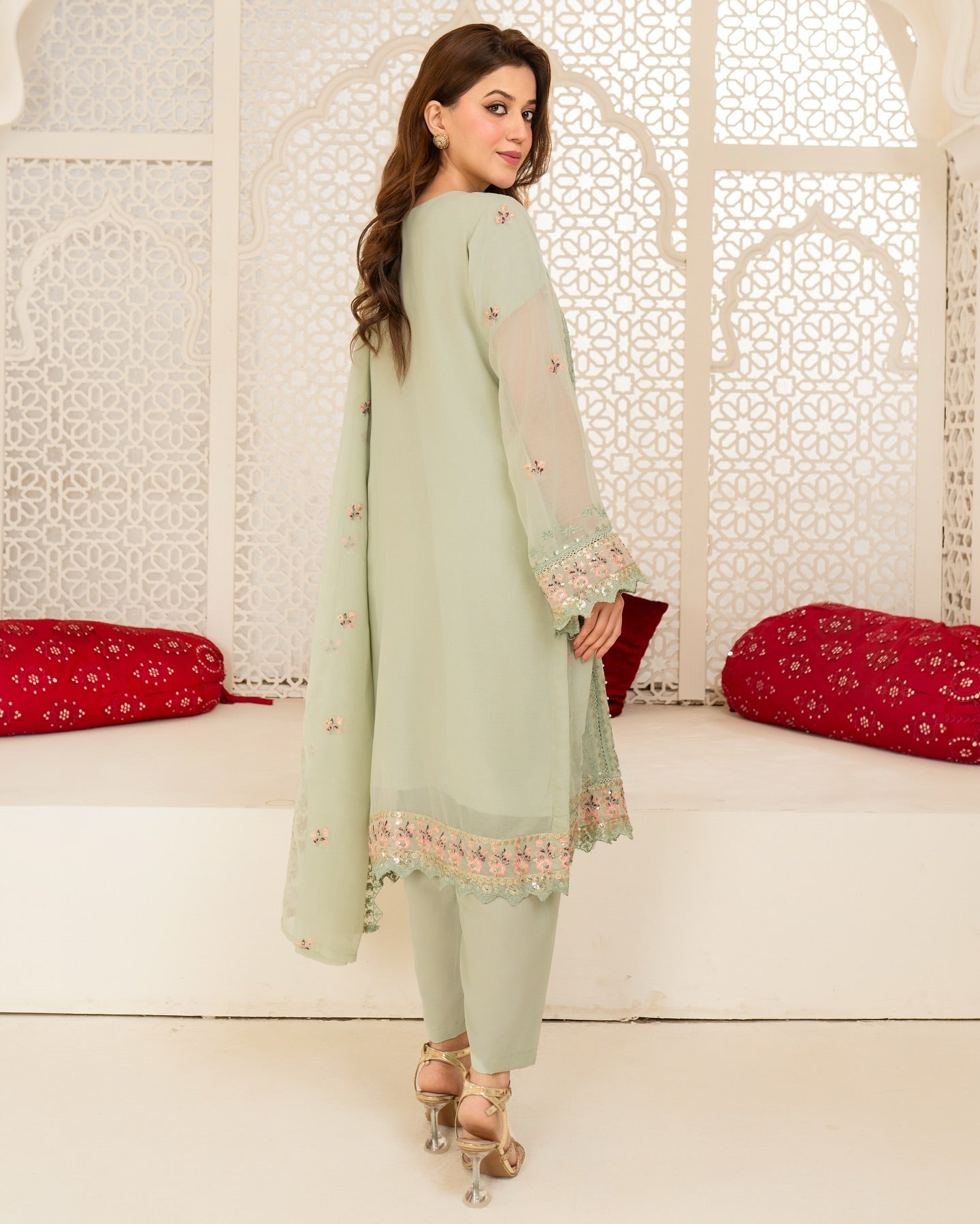 Zariya Noor by Riwaj Fashions