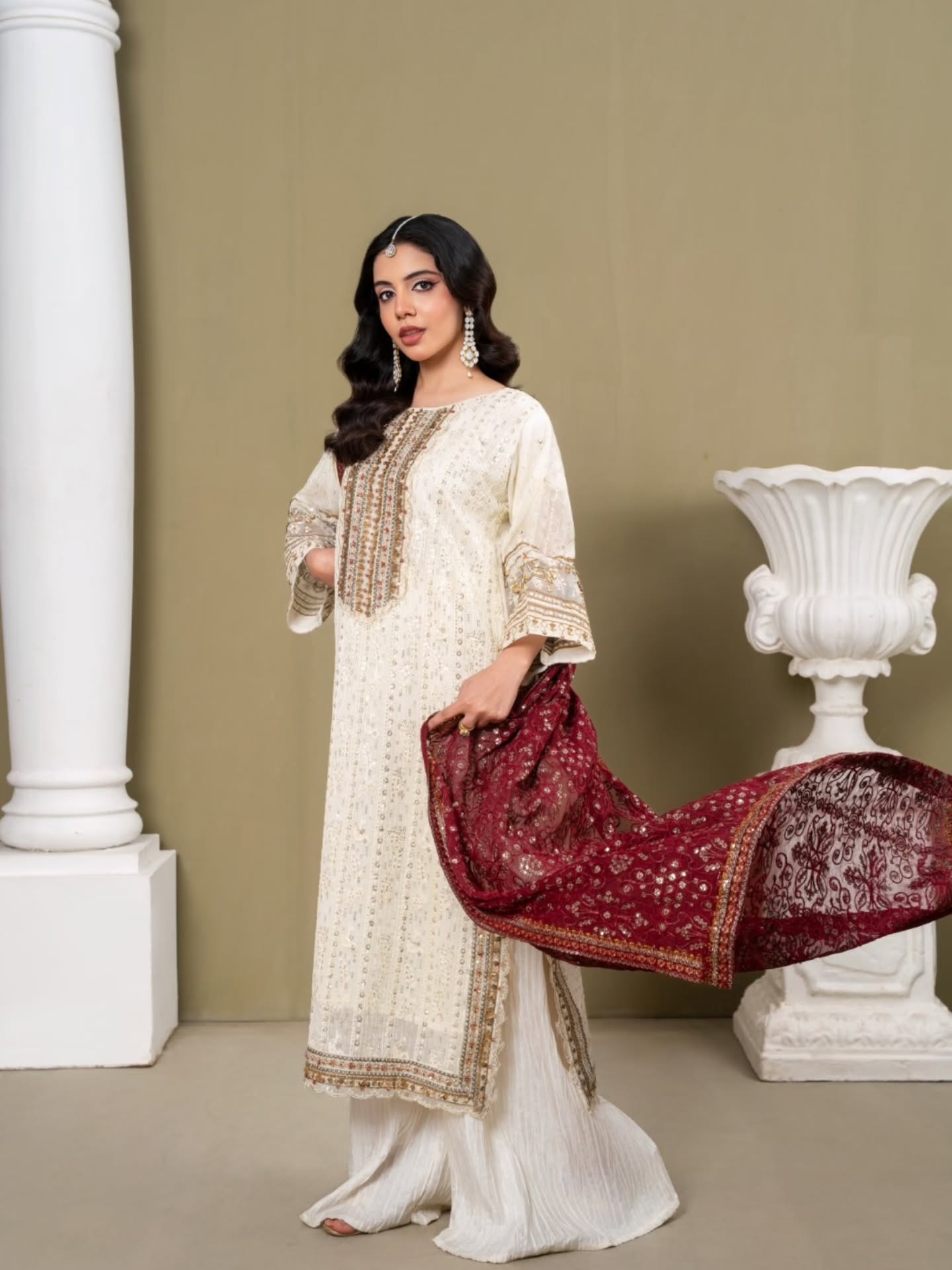Liyana Noor White by Riwaj Fashions