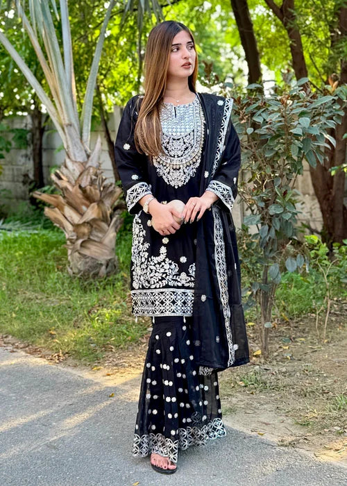 Liyana Grace Black by Riwaj Fashions
