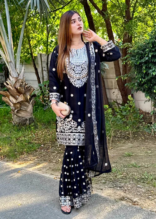 Liyana Grace Black by Riwaj Fashions