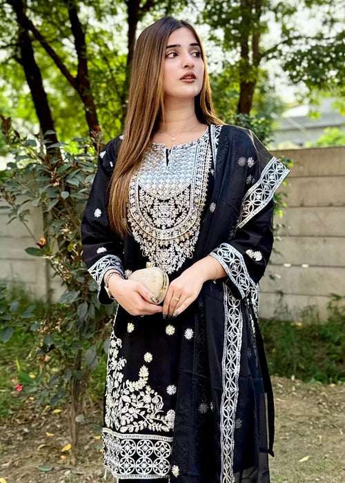 Liyana Grace Black by Riwaj Fashions